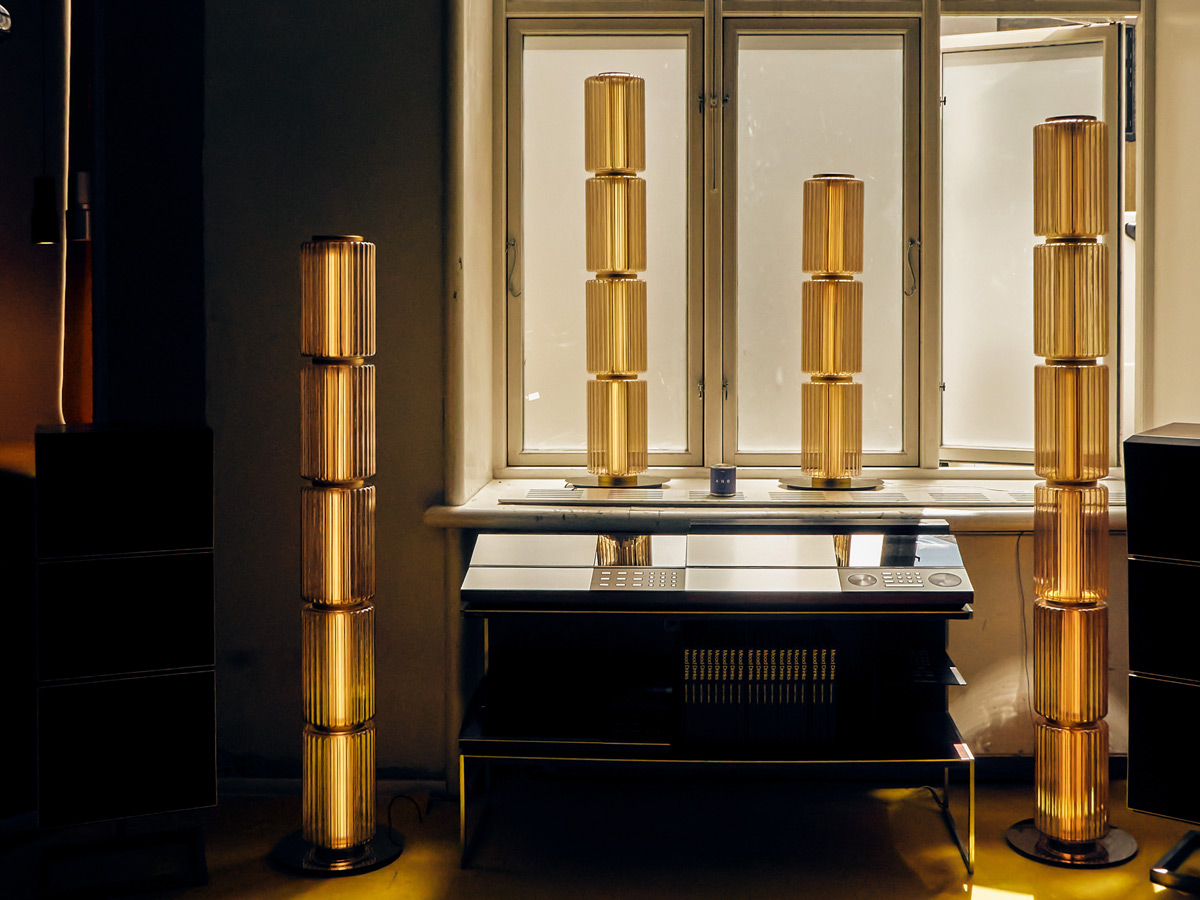 A-N-D Column 175 Floor Lamp