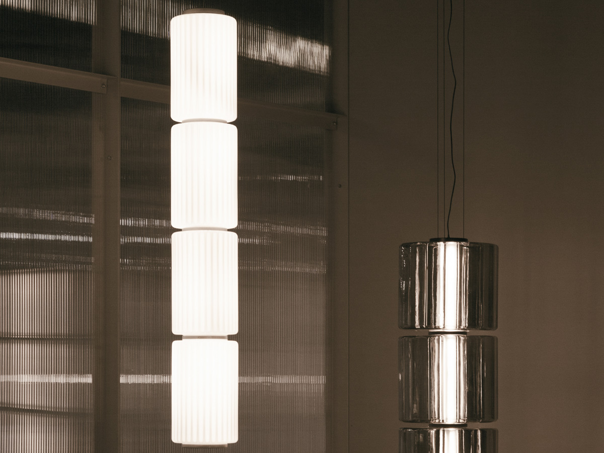 A-N-D Column 175 Vertical P 4 Suspension Lamp