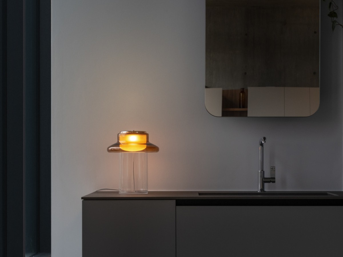 A-N-D Pace 28 T Table Lamp