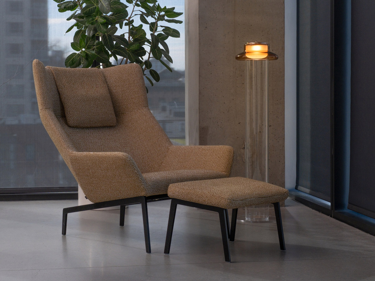 A-N-D Pace 28 F Floor Lamp