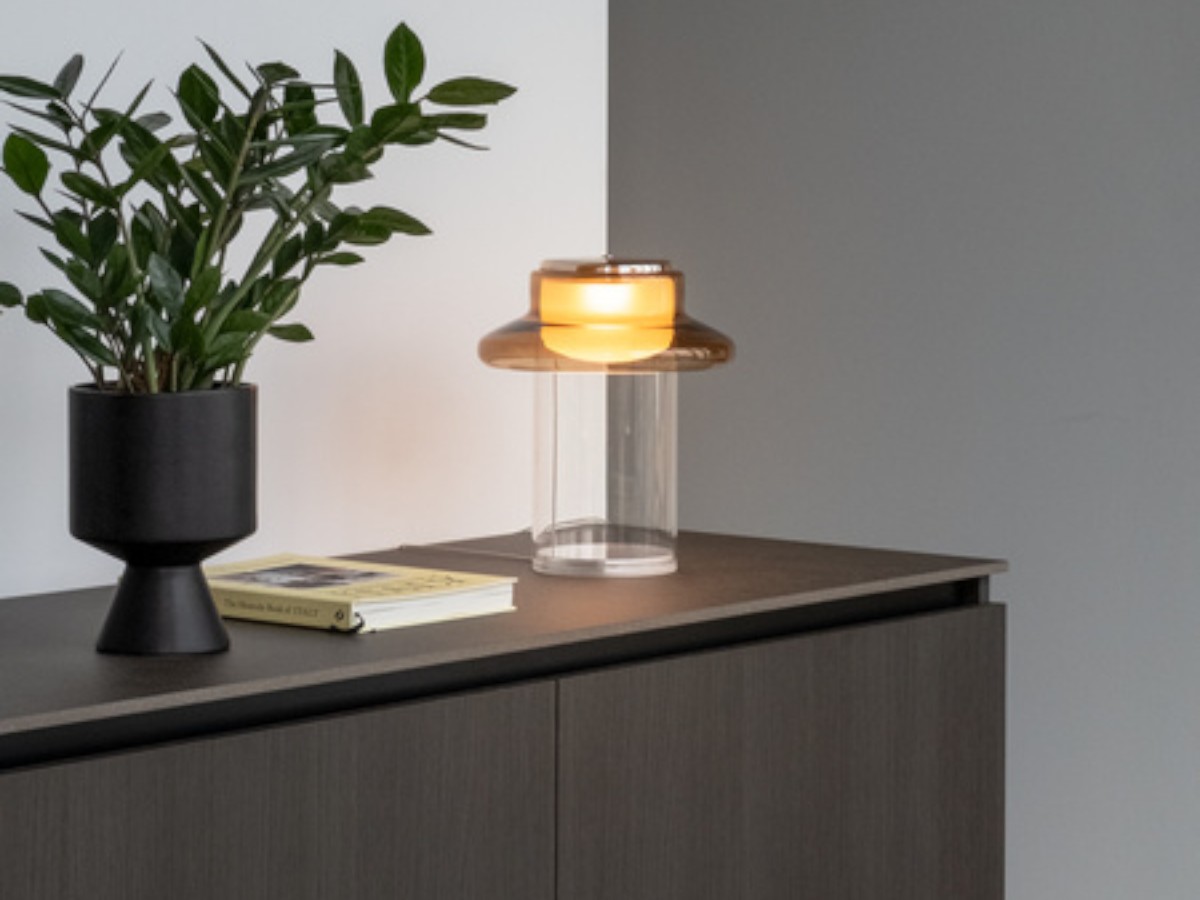 A-N-D Pace 28 T Table Lamp