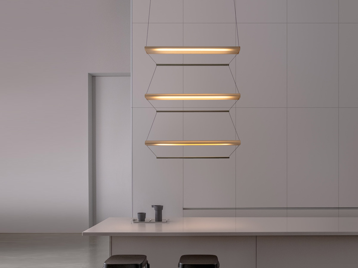 A-N-D Tier 100 Vertical P Suspension Lamp