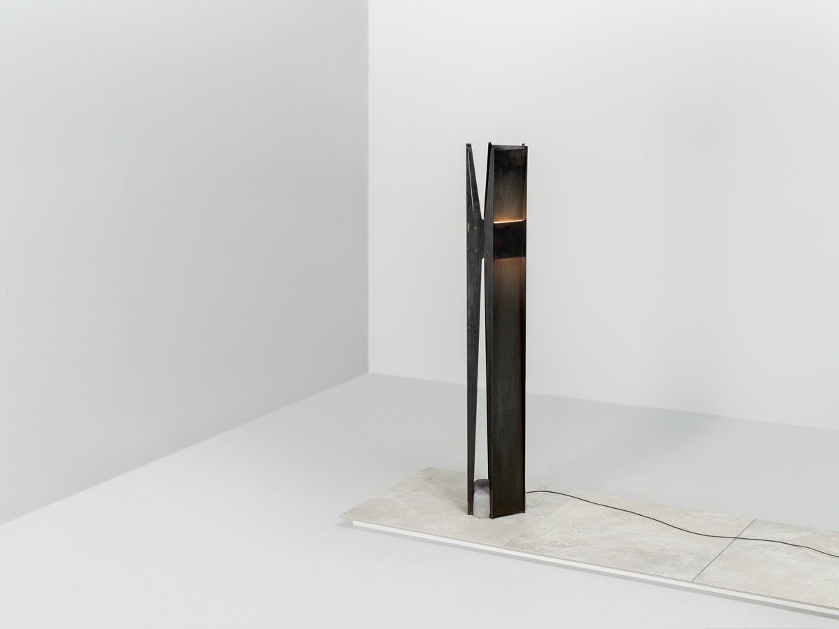 A-N-D Vector Floor Lamp