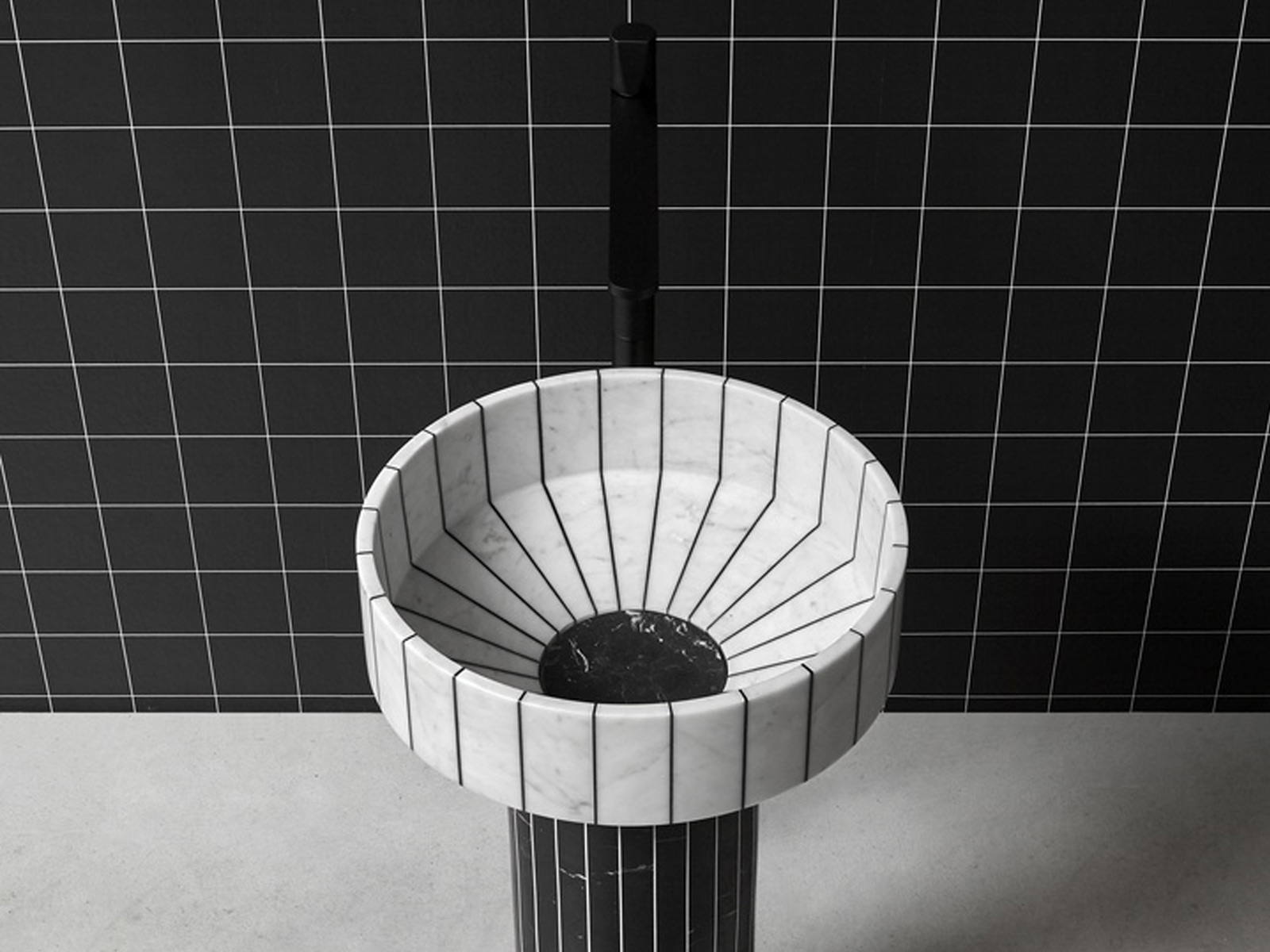 Antoniolupi 024 Pedestal Washbasin