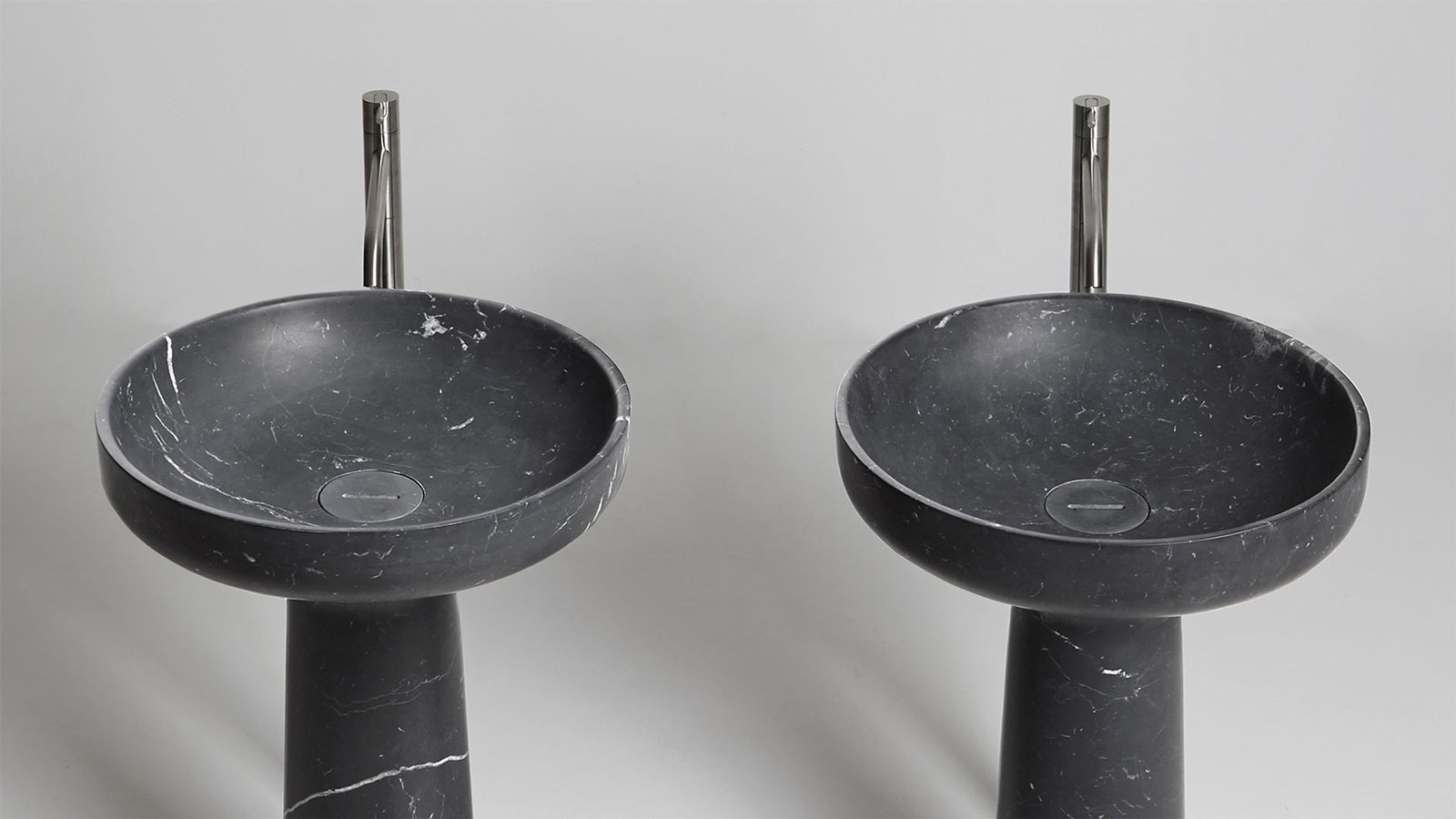 Antoniolupi Ago185 Pedestal Washbasin