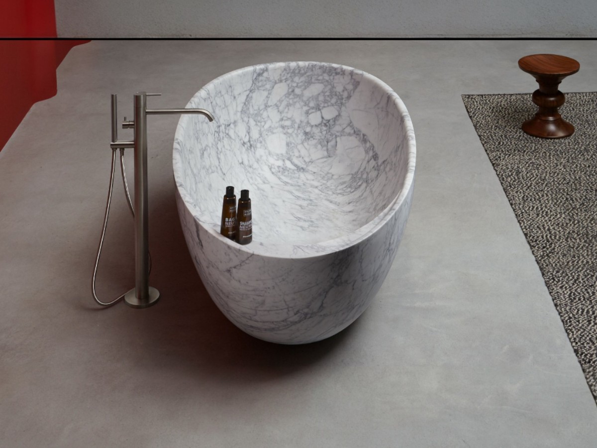Antoniolupi Eclipse Bathtub Carrara Marble