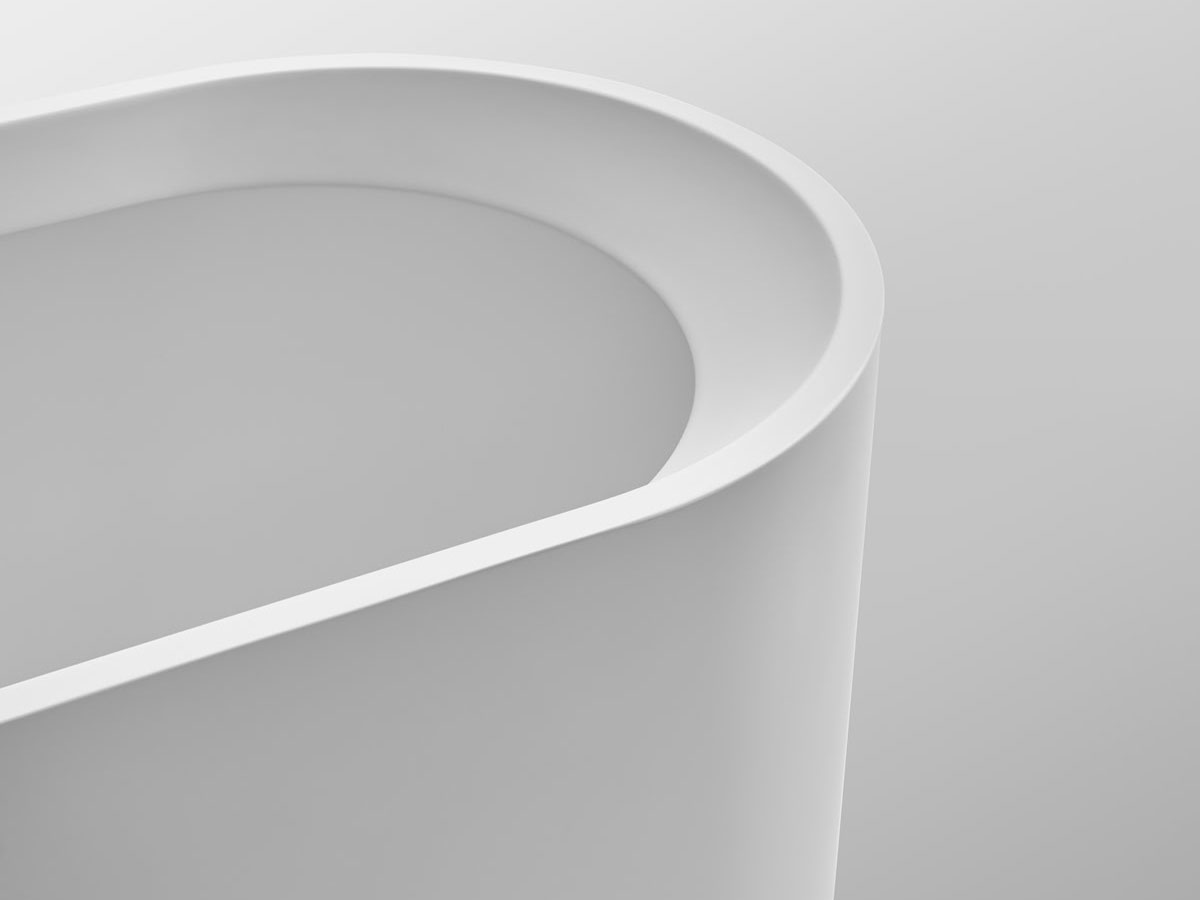 Antoniolupi Oasi Freestanding Oval Bathtub