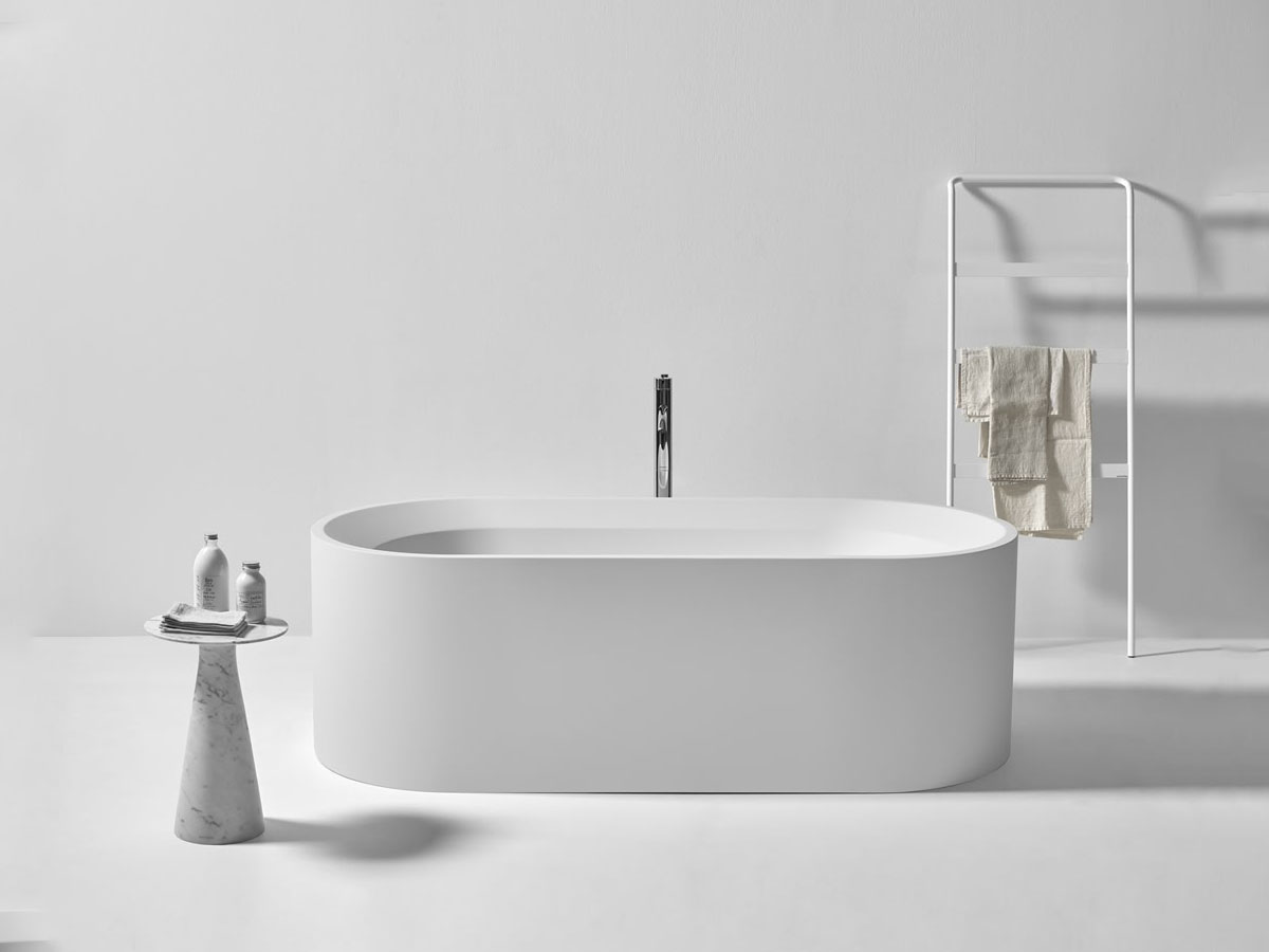 Antoniolupi Oasi Freestanding Oval Bathtub