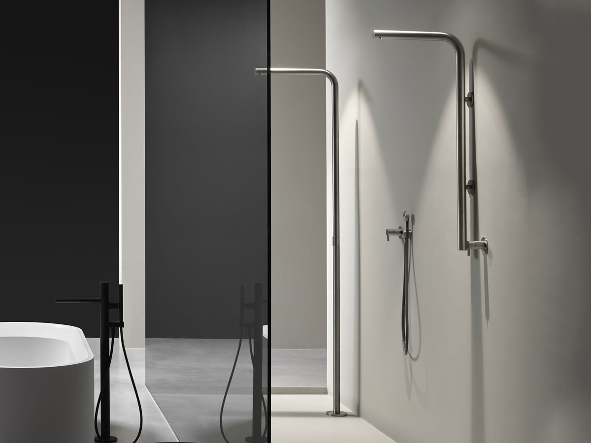 Antoniolupi Tubo Wall Mounted Shower