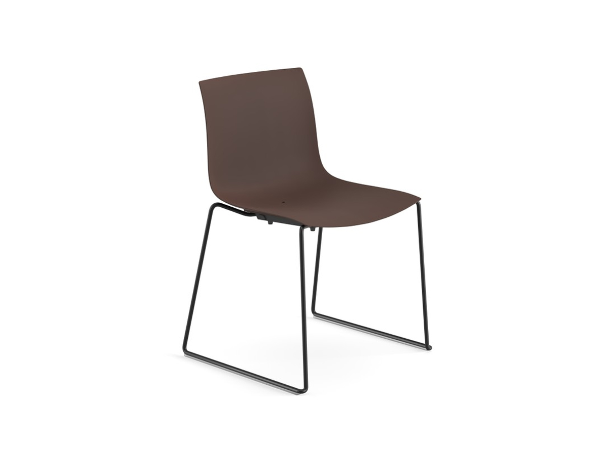 Стул Arper Catifa (RE) 46 Outdoor, основание на полозьях