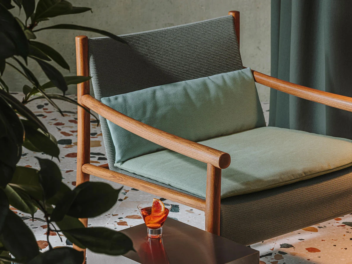 Arper Kata Lounge Chair Outdoor