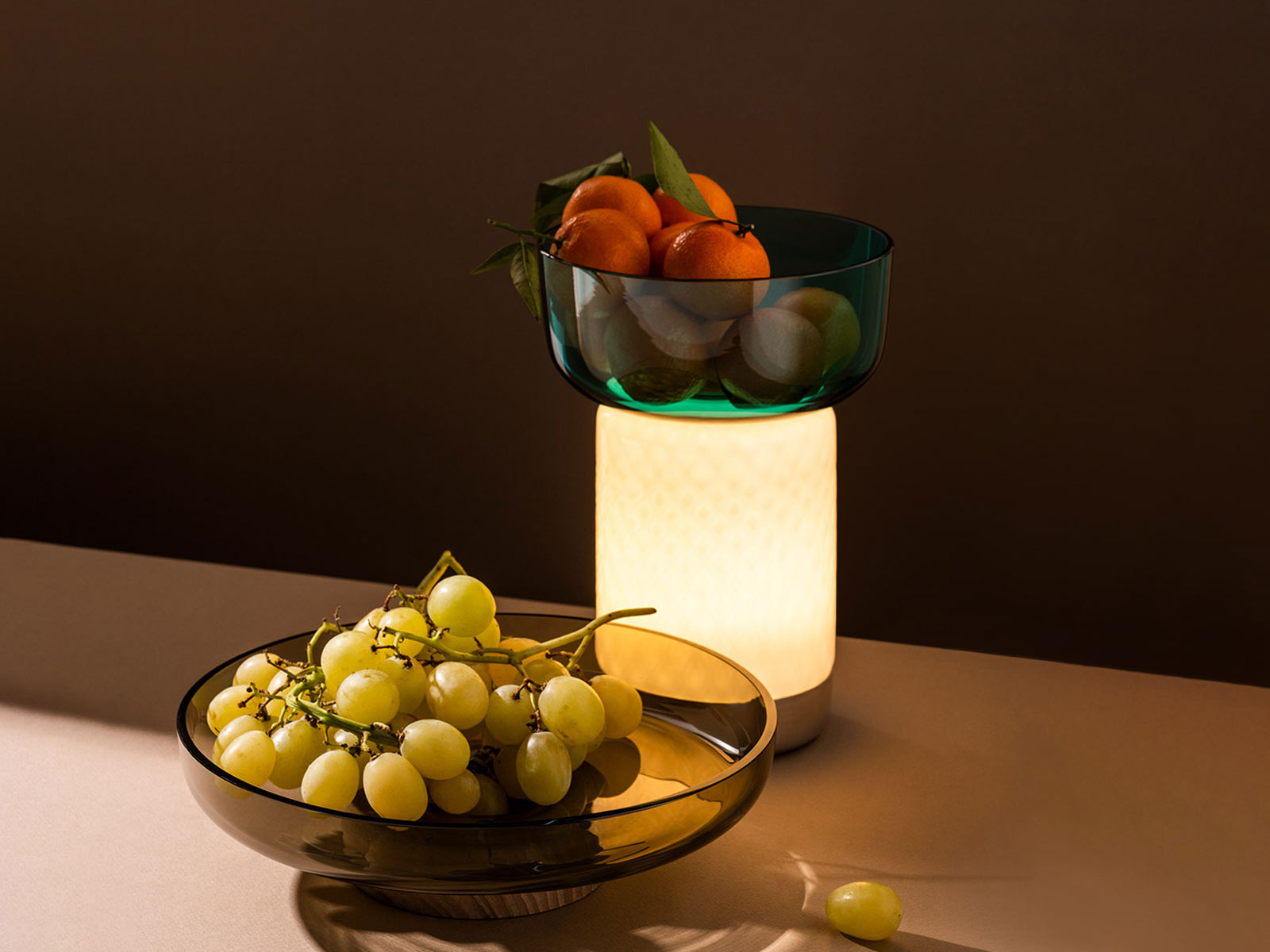 Миска Artemide Bontà, светильник настольный портативный