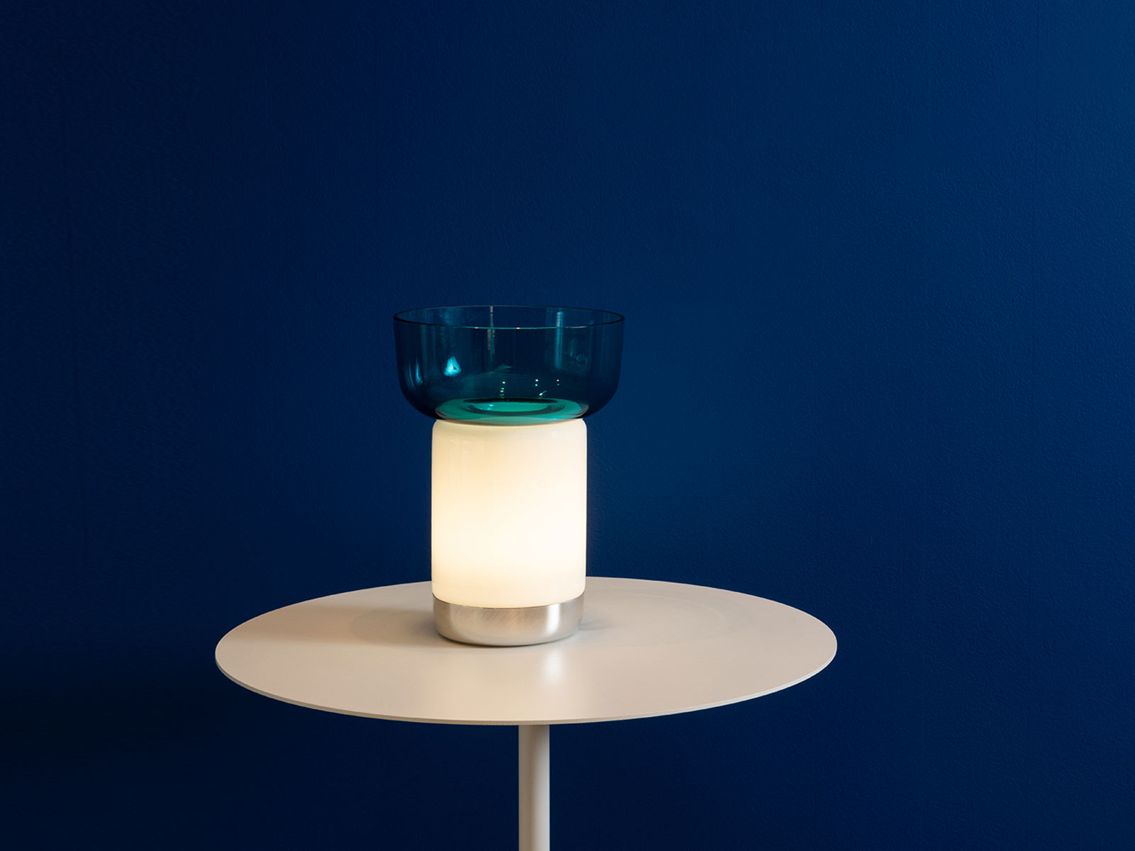 Миска Artemide Bontà, светильник настольный портативный
