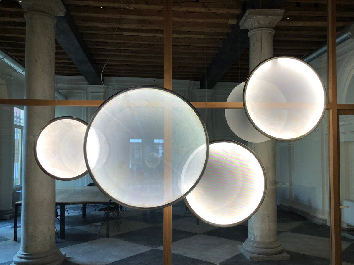 Artemide Discovery Vertical 70 Suspension Lamp