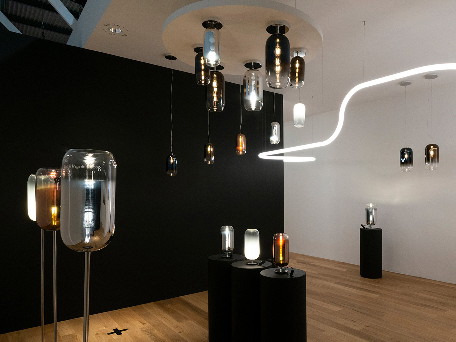 Artemide Gople F Floor Lamp Silver Structure