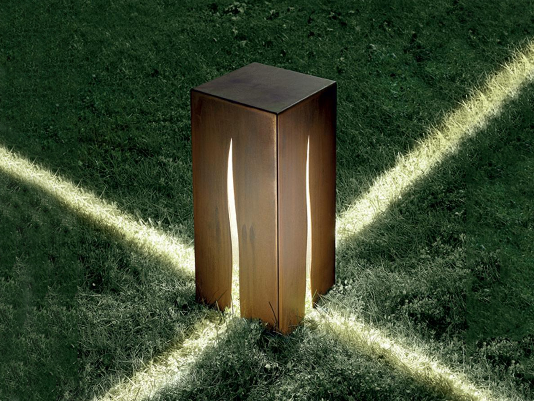 Artemide Granito Floor Lamp Outdoor