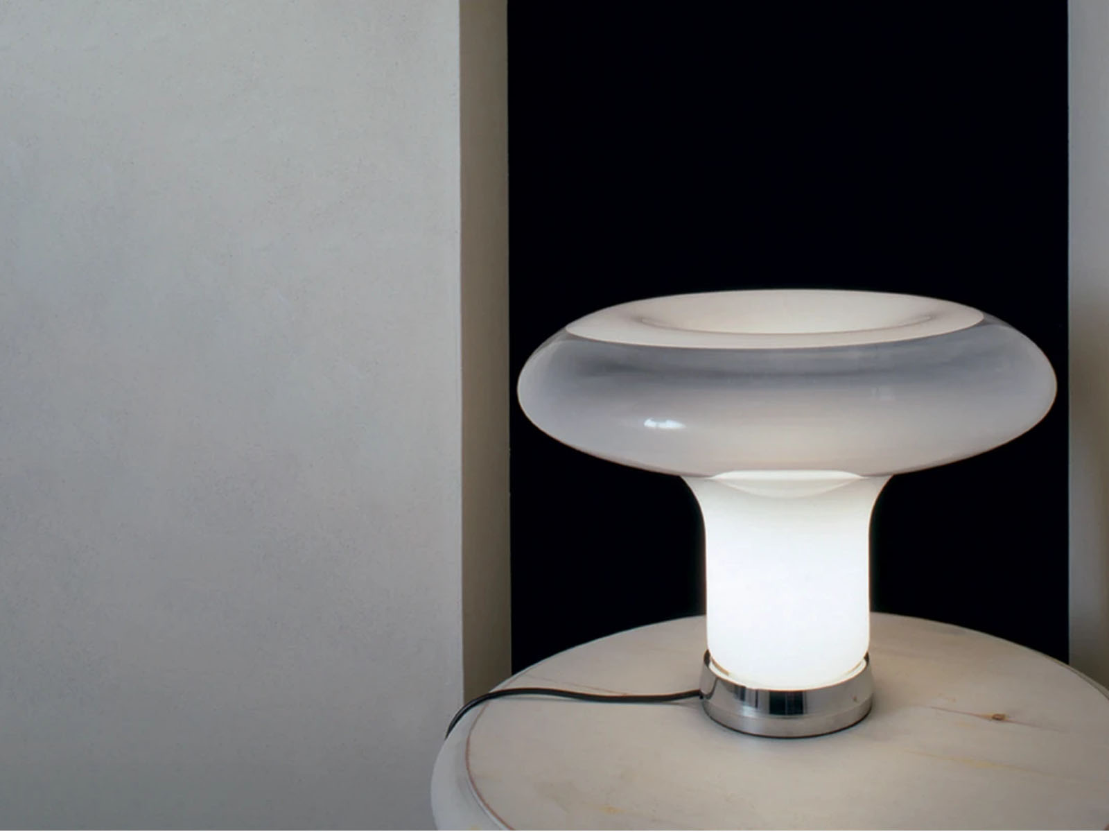 Artemide Lesbo Table Lamp