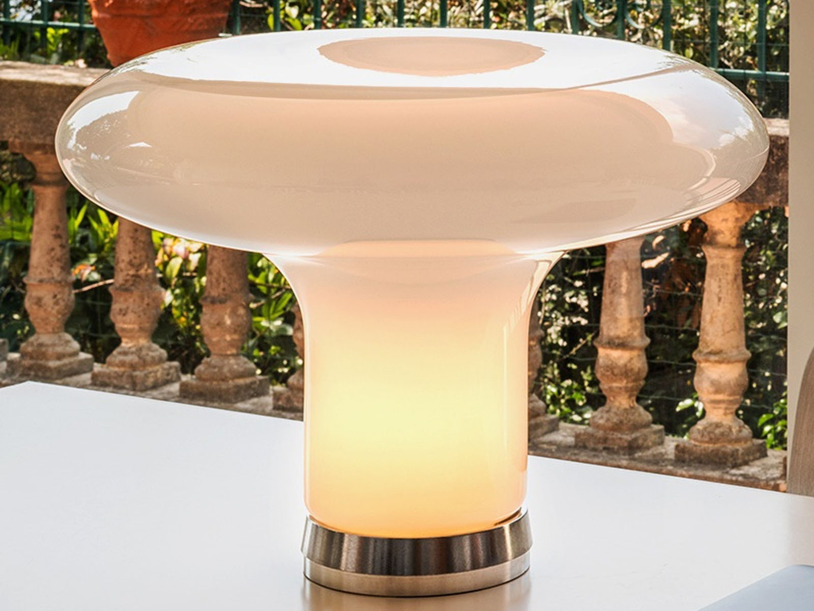 Artemide Lesbo Table Lamp