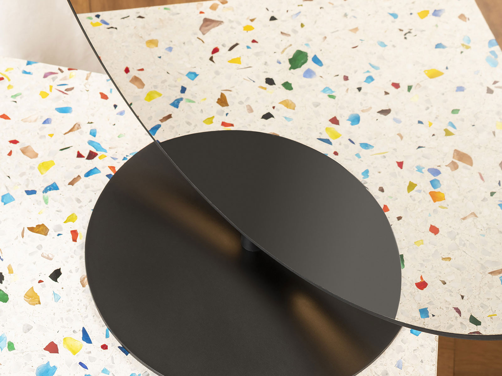 Artemide Seores Floor Lamp