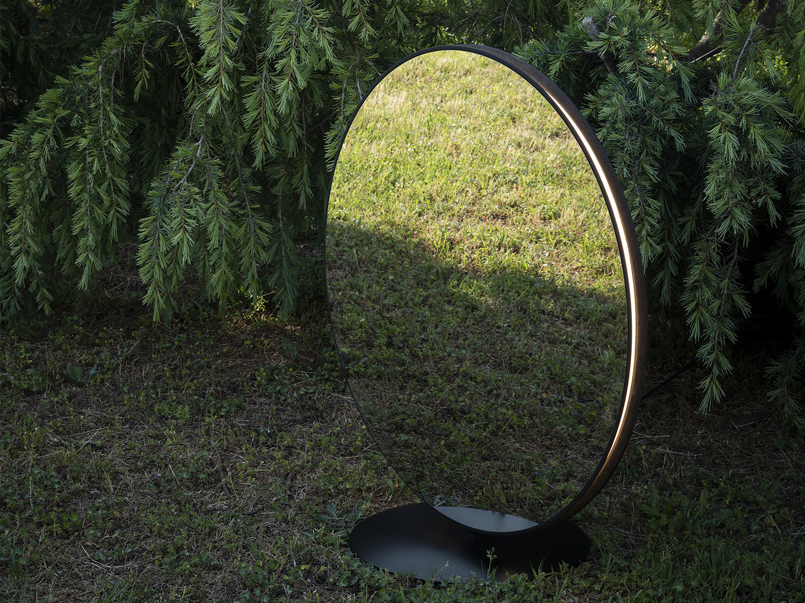Artemide Seores Floor Lamp