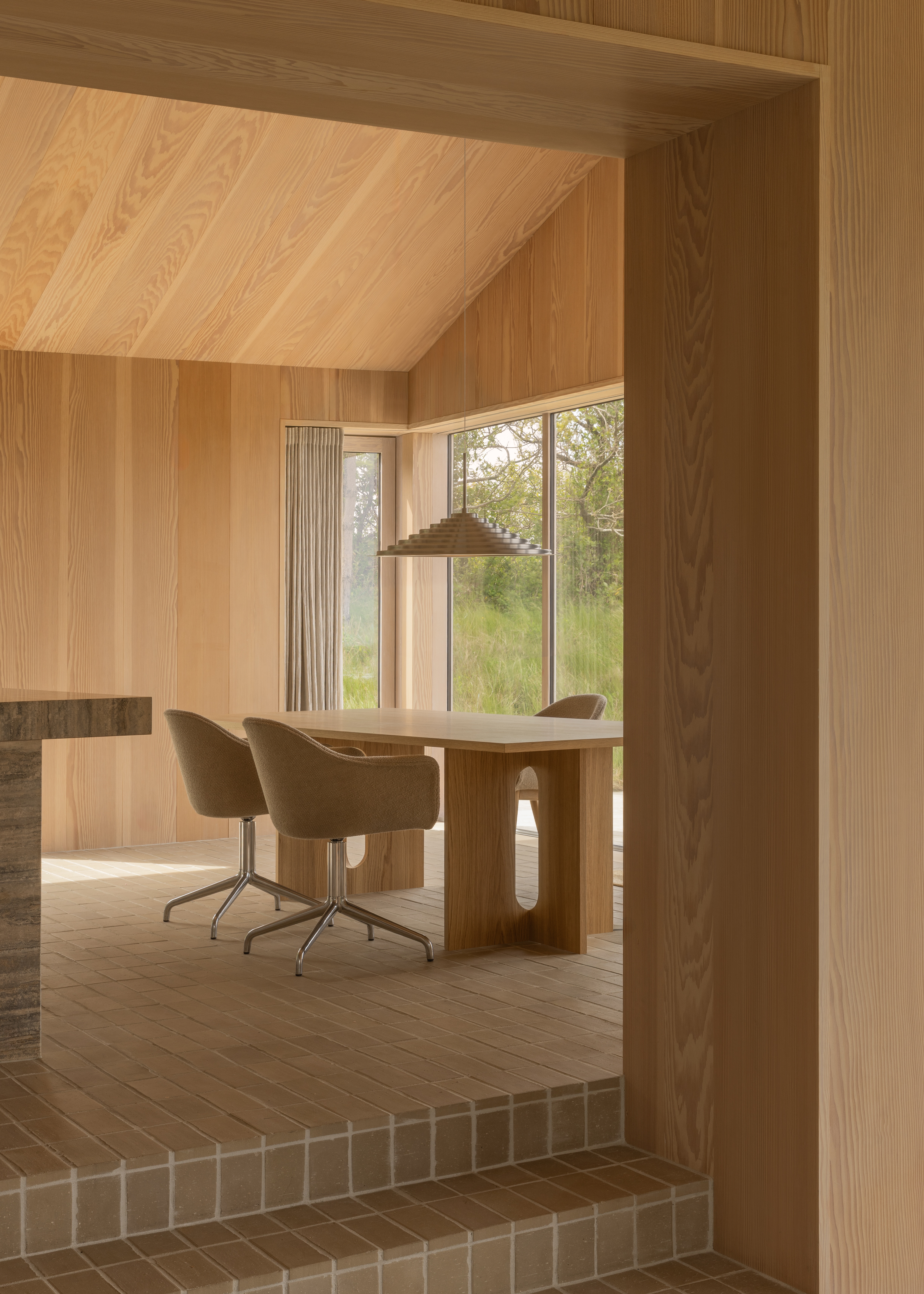 Audo Copenhagen Androgyne Dining Table