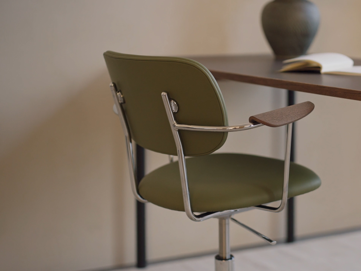 Audo Copenhagen Co Task Chair Upholstered With Armrests