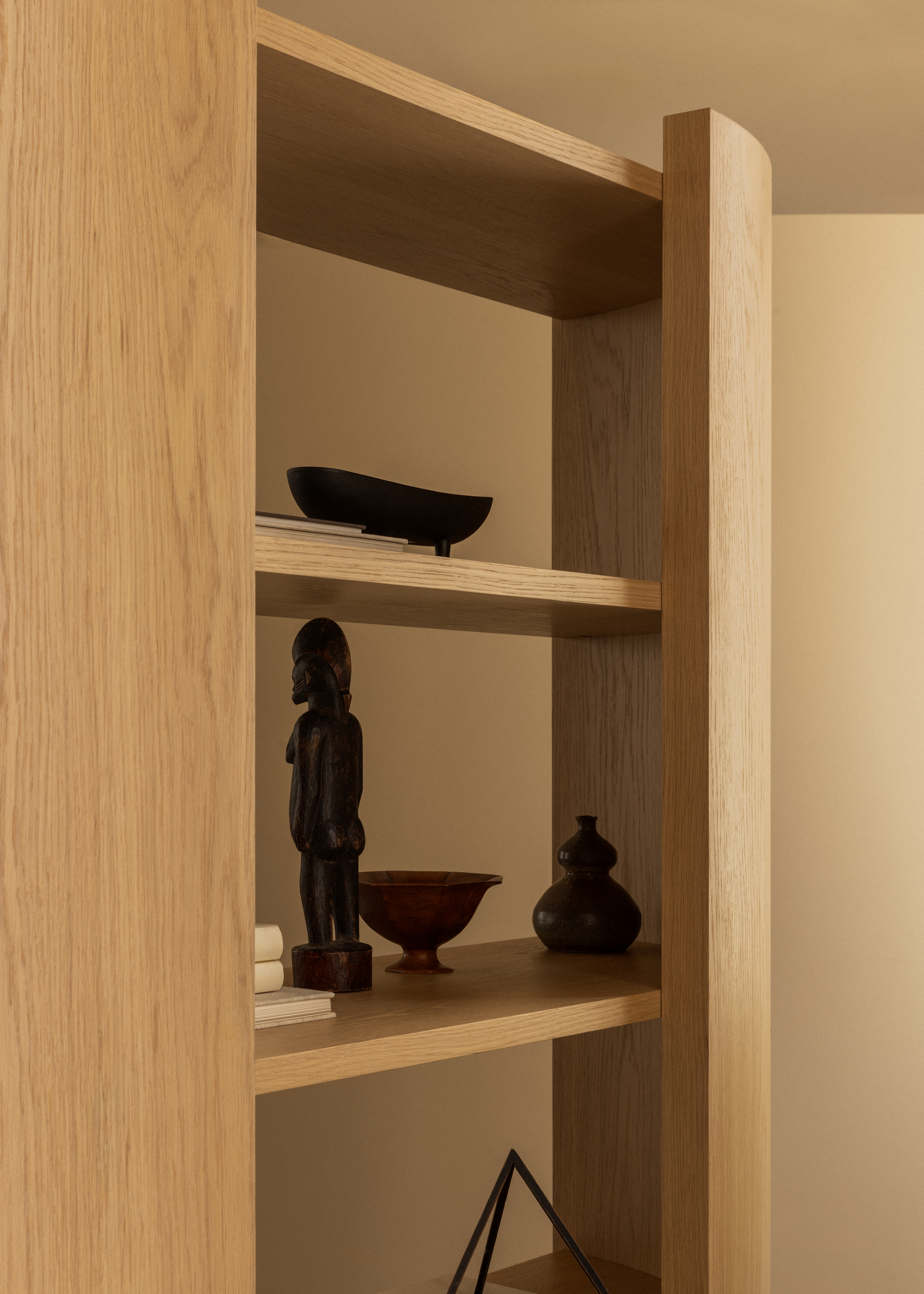 Audo Copenhagen Crescent Bookshelf H 173 Cm