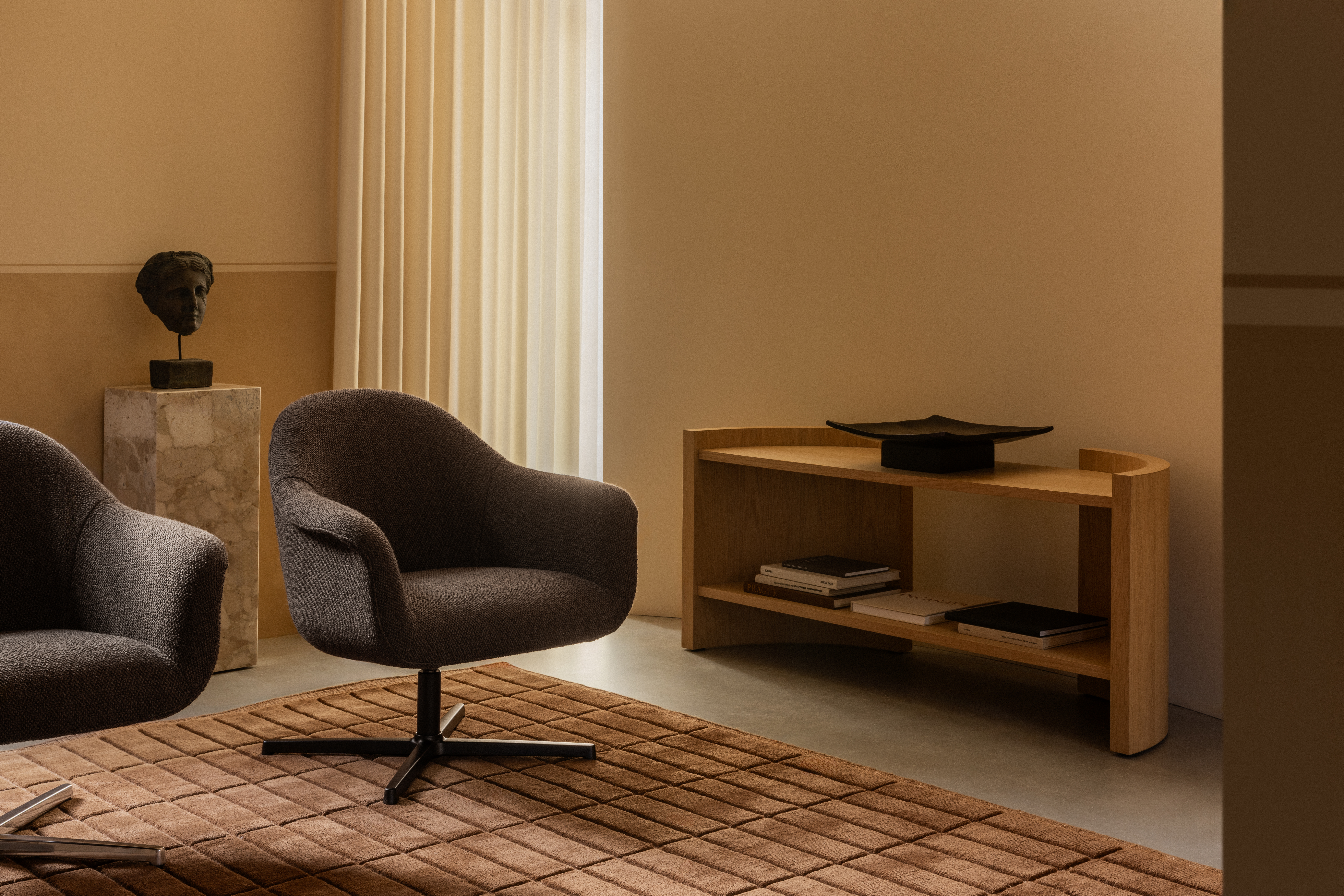 Audo Copenhagen Crescent Bookshelf H 60 Cm