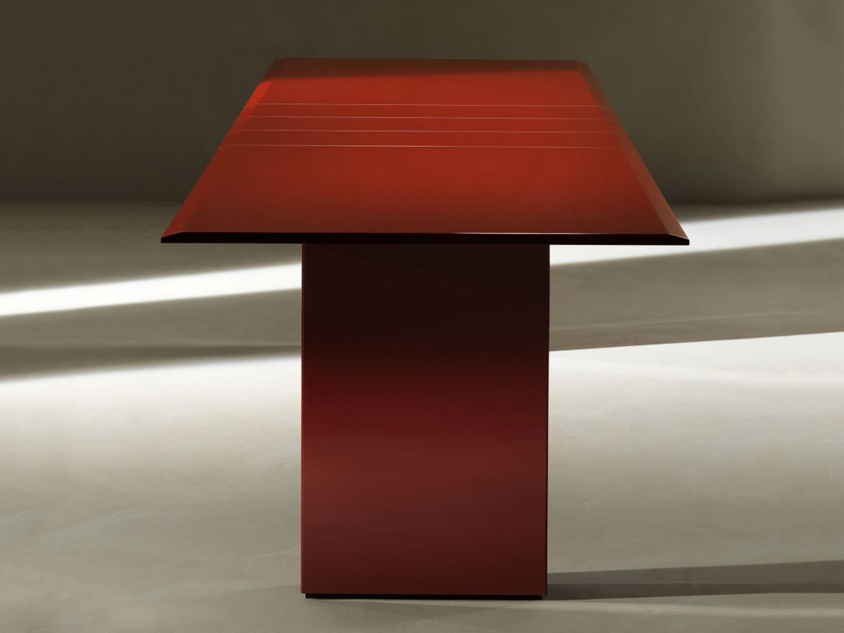 B B Italia Assiale Extendable Table