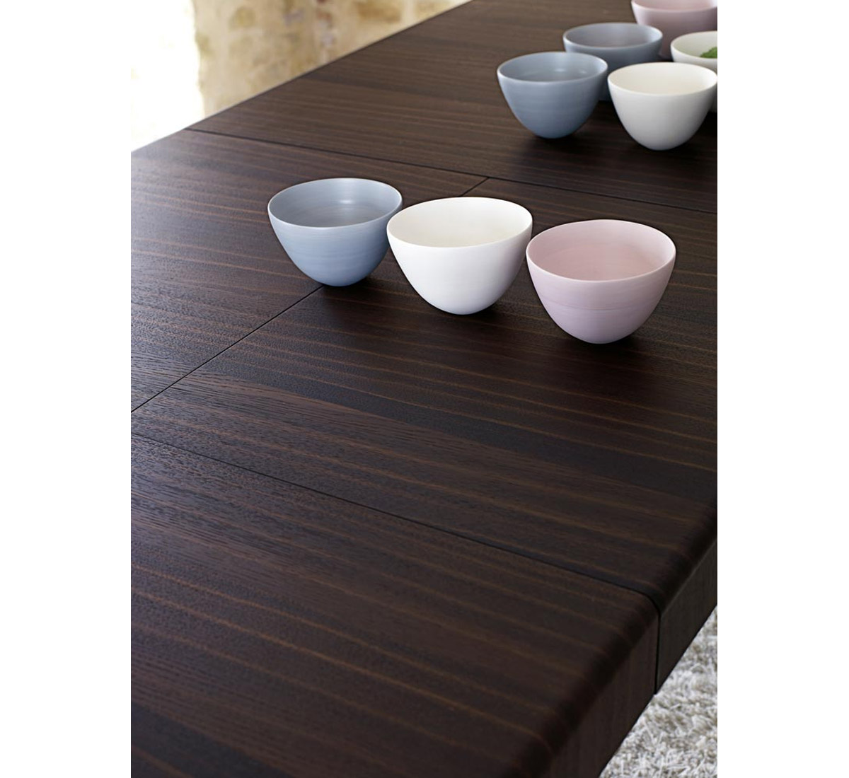 B B Italia Athos 12 Extendable Table