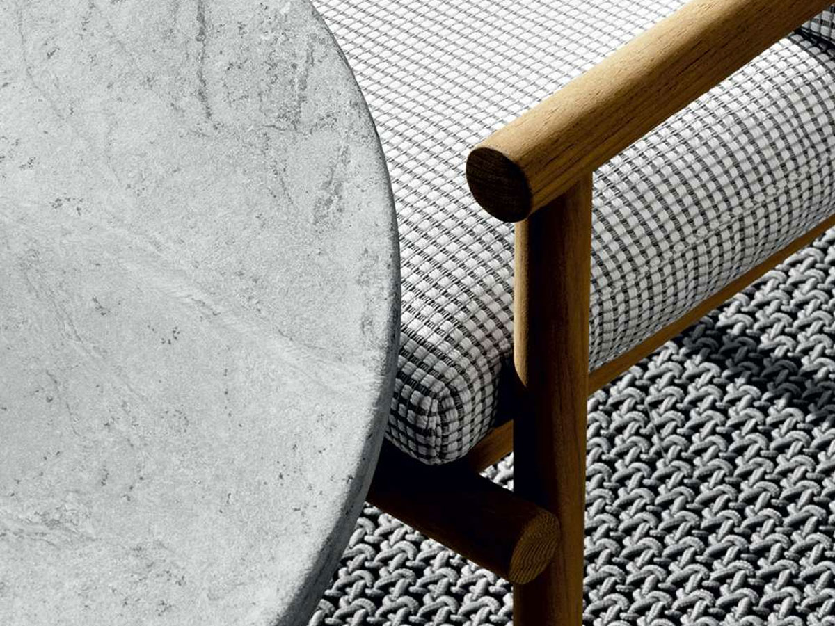 B B Italia Ayana Outdoor Table