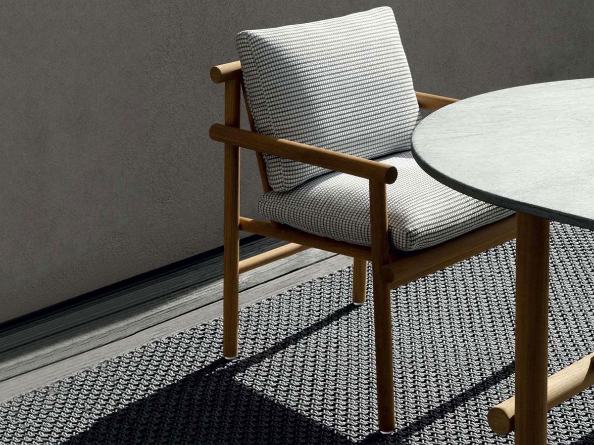 B B Italia Ayana Outdoor Chair