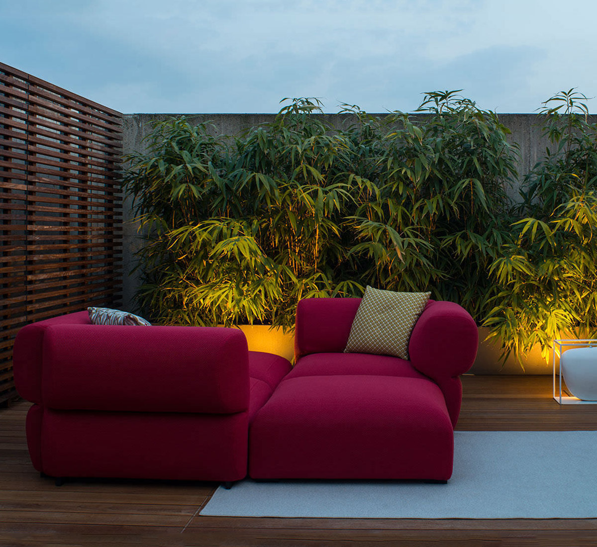 B B Italia Butterfly Collection Seating Outdoor B E