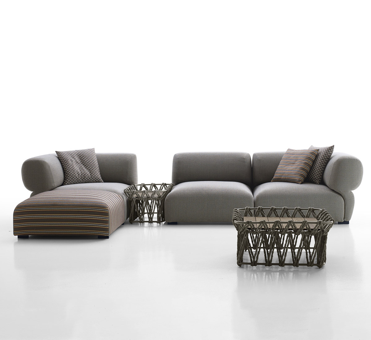 B B Italia Butterfly Collection Seating Outdoor B E