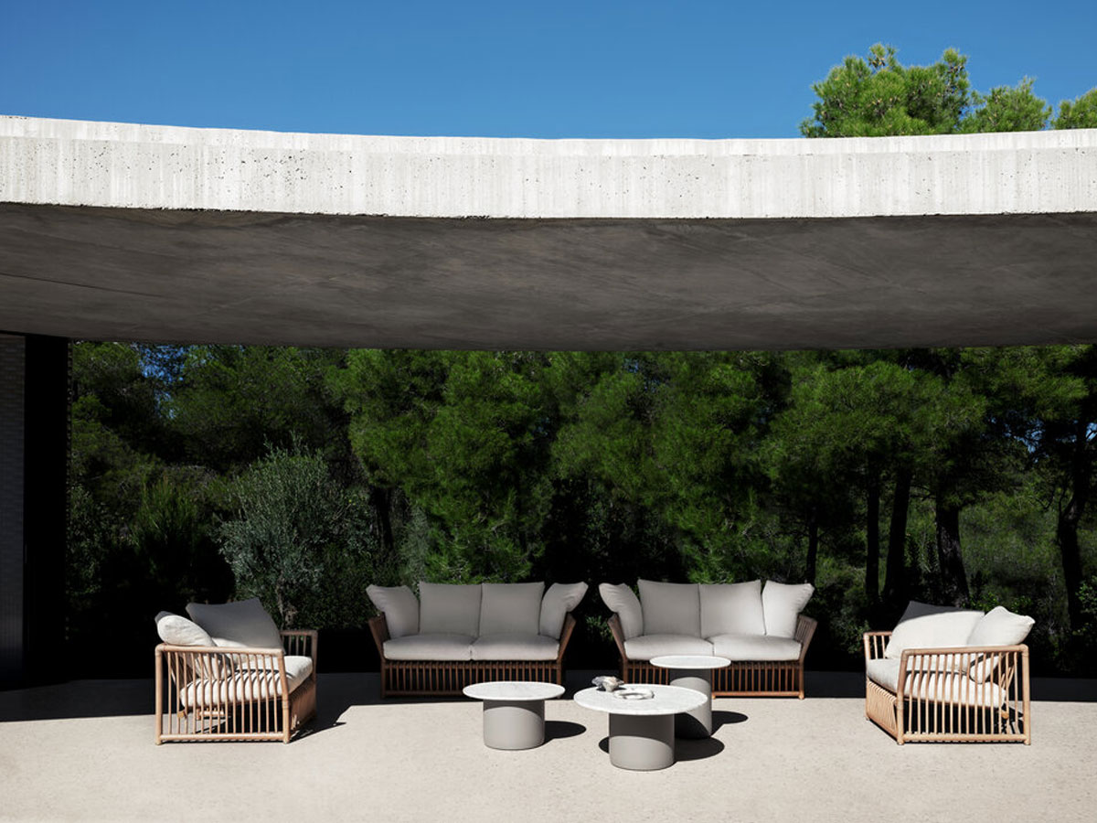 B B Italia Button Outdoor Coffee Table