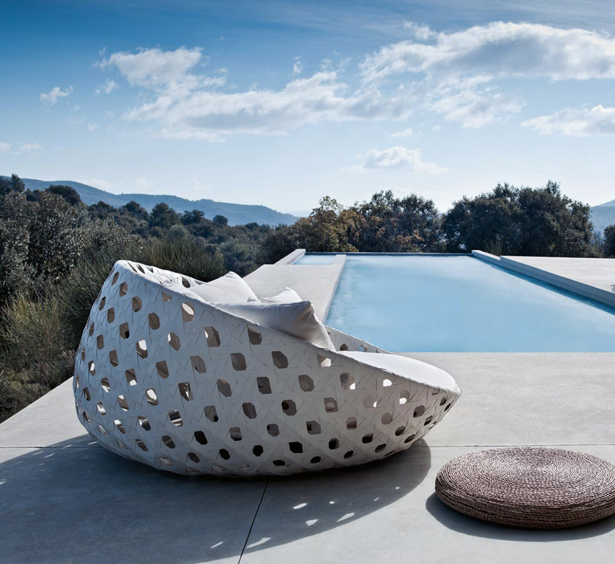 B B Italia Canasta Sofa Oval