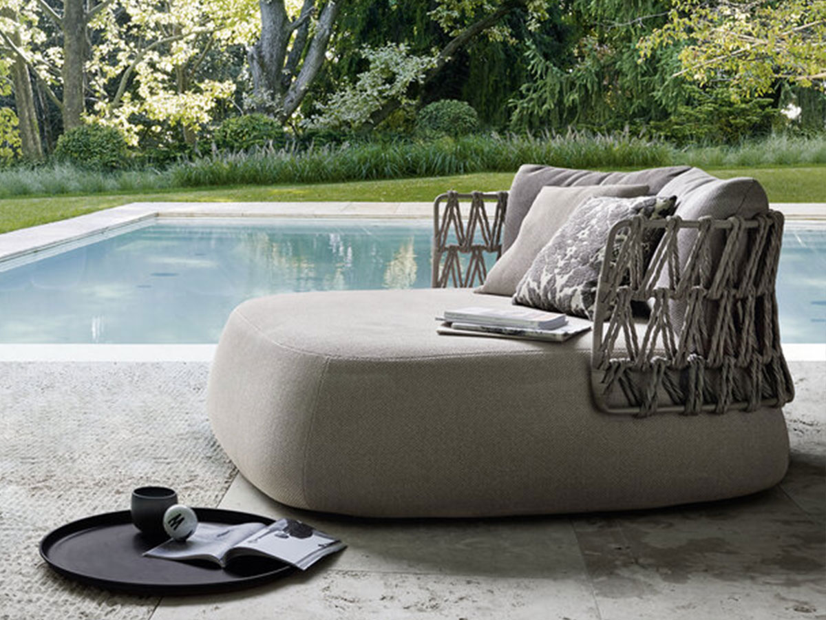 B B Italia Fat Sofa Dormeuse Eng Outdoor