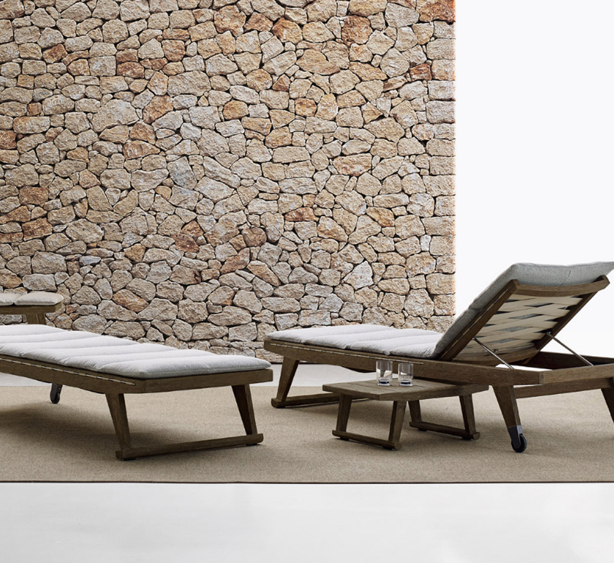 B B Italia Gio Chaise Longue Sunbed