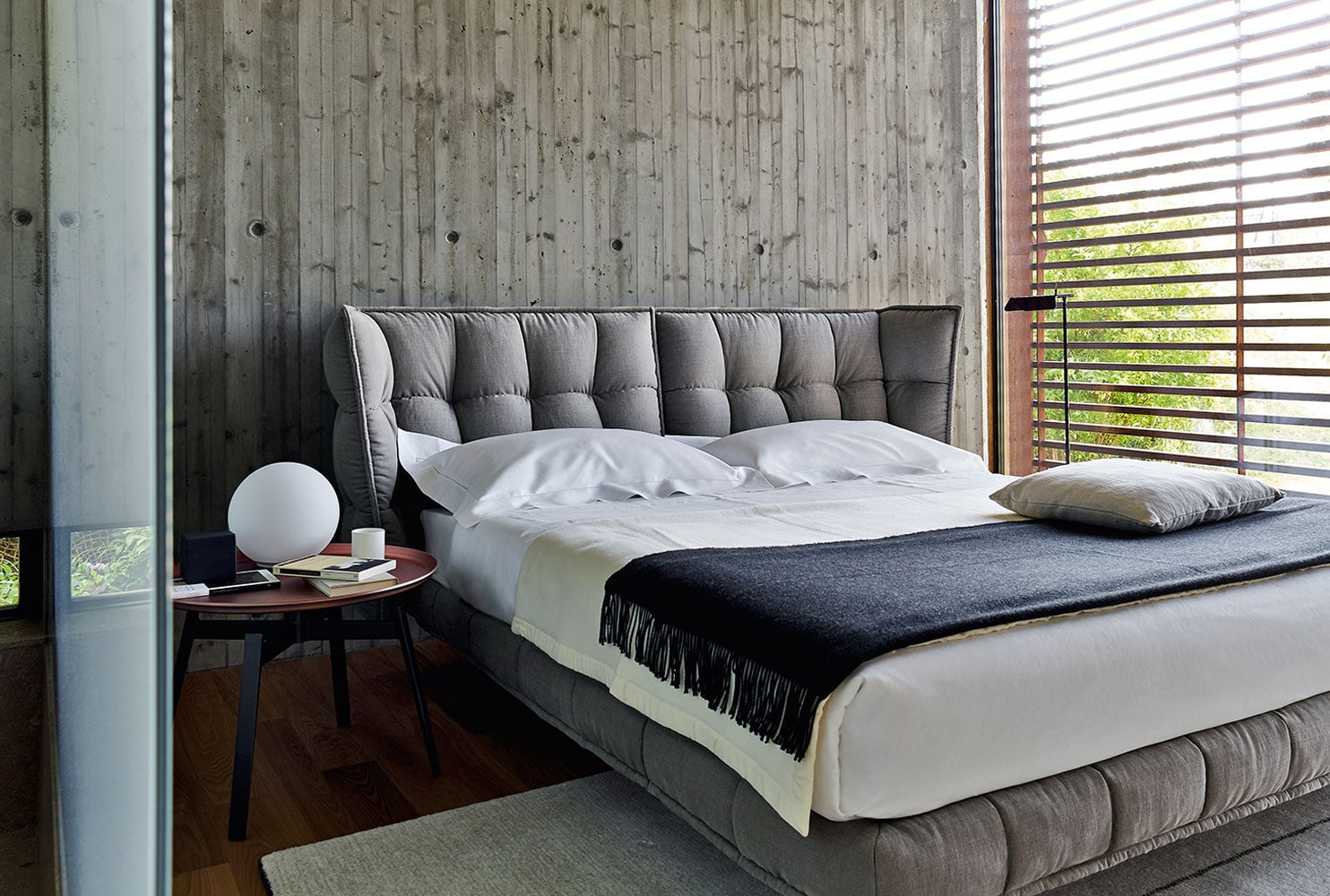 B B Italia Husk Double Bed