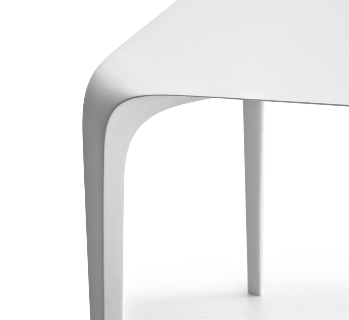 B B Italia Link Table Outdoor