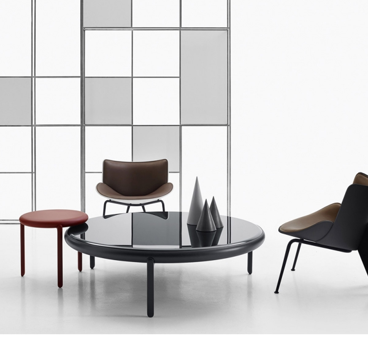 B B Italia Maru Side Table