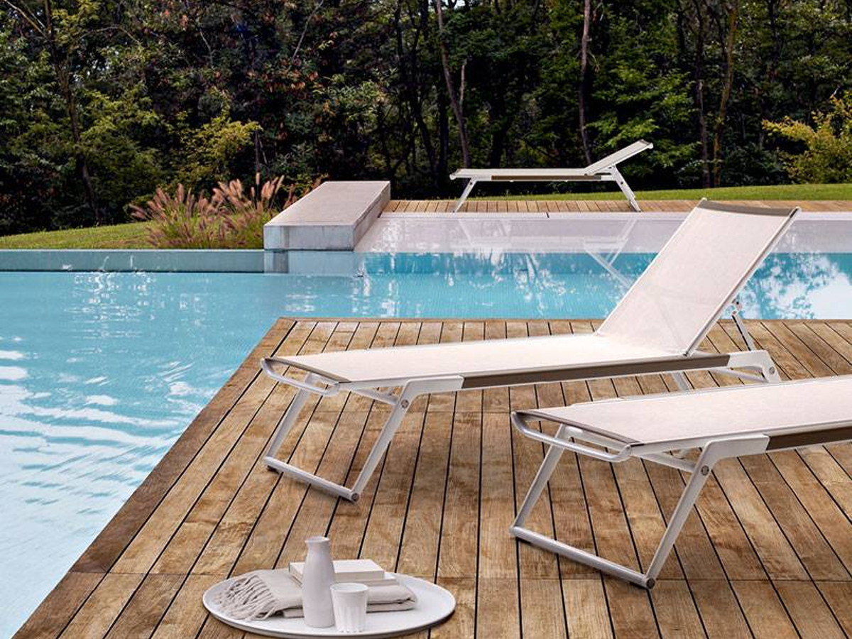 B B Italia Mirto Sunbed Outdoor