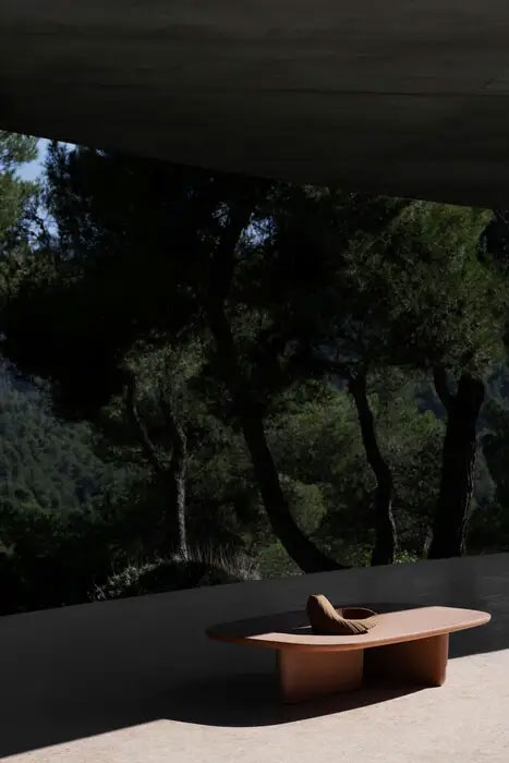 B B Italia Tobi Ishi Outdoor Low Table