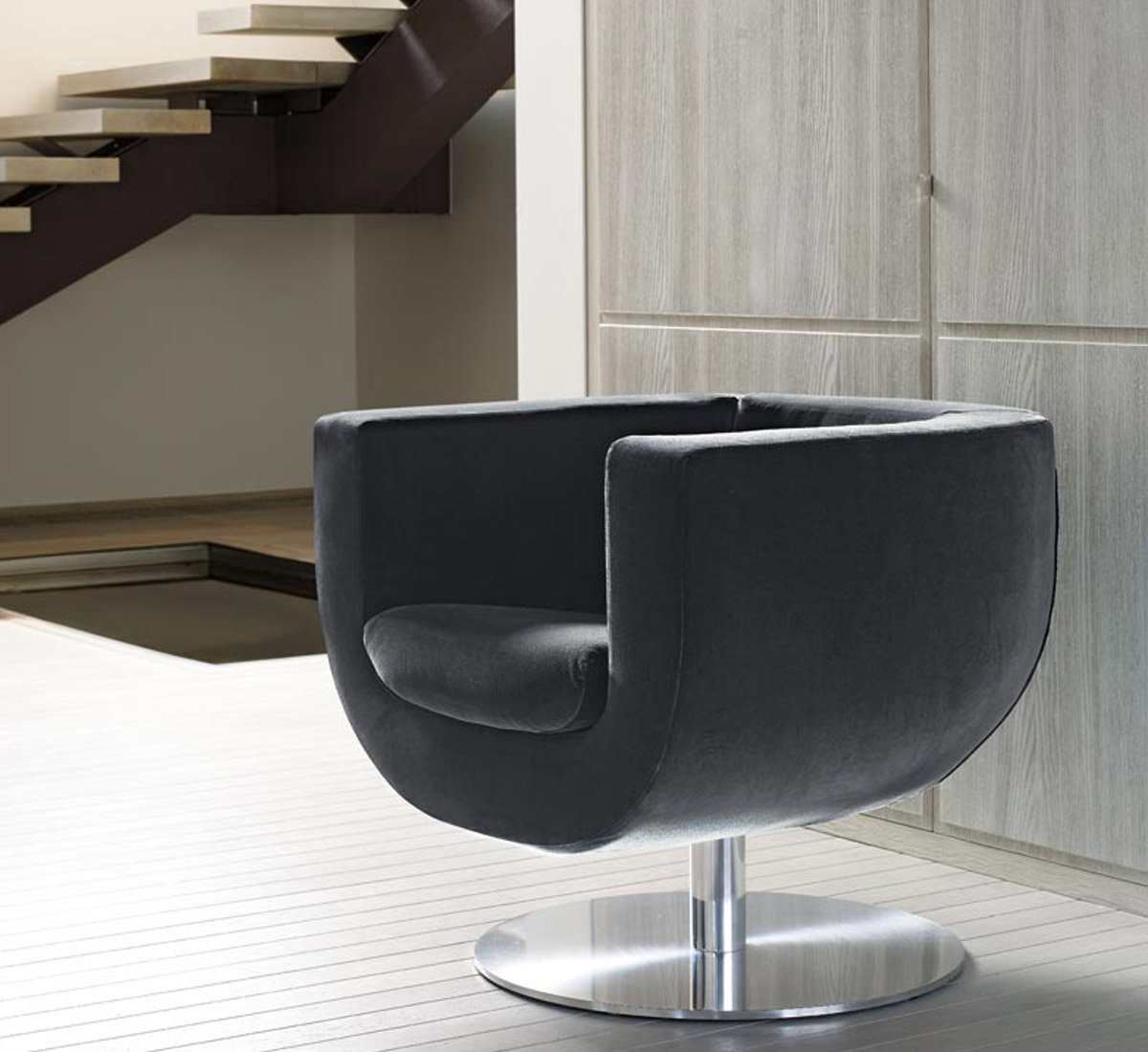 B B Italia Tulip Armchair