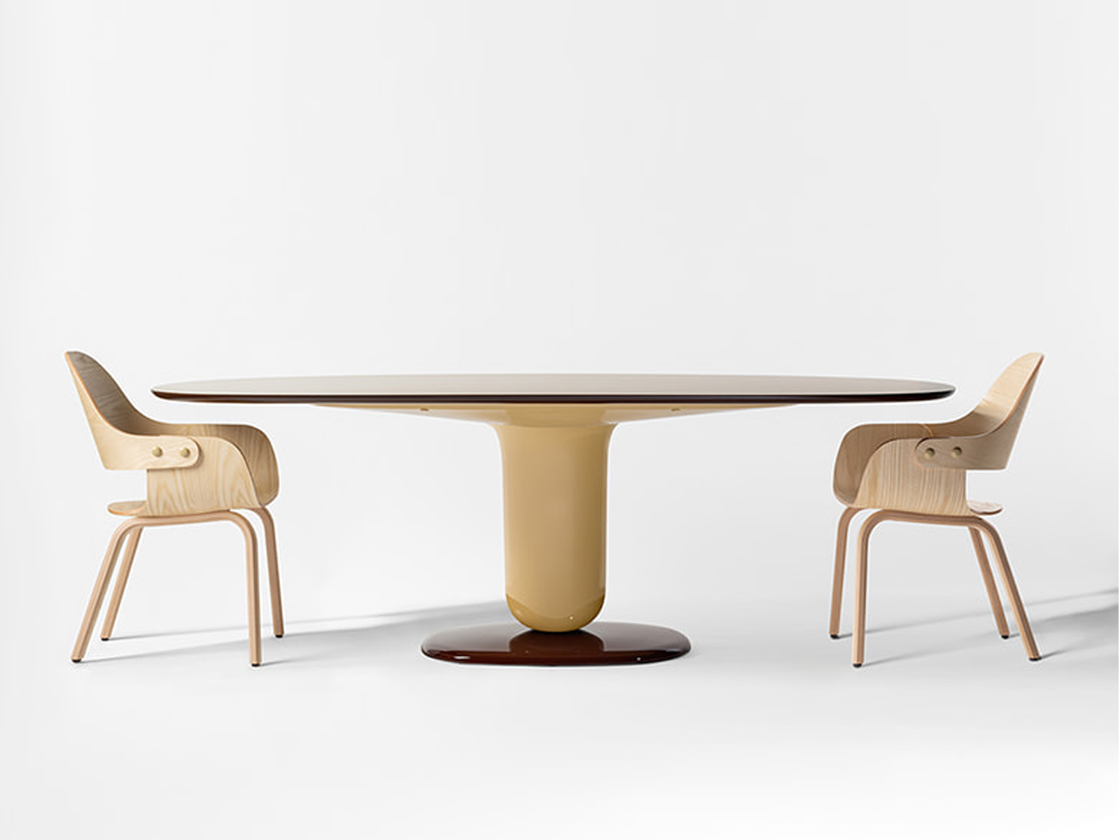 Barcelona Design Explorer Dining Table