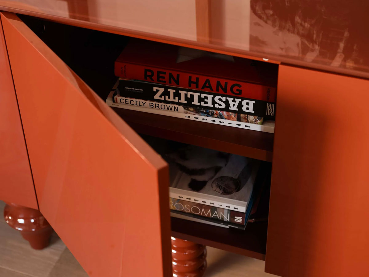 Barcelona Design Multileg Showtime Sideboard