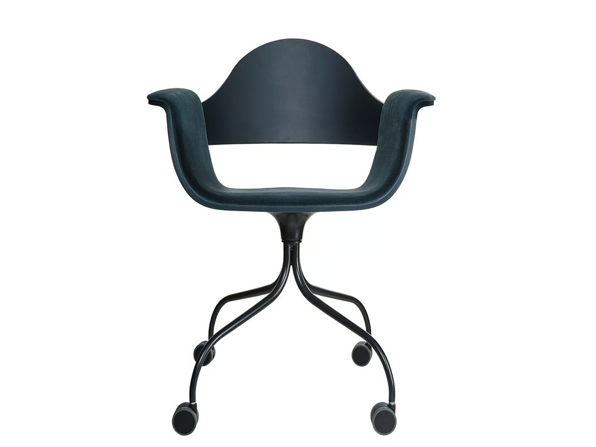 Barcelona Design Showtime Chair Swivel Base With Castors