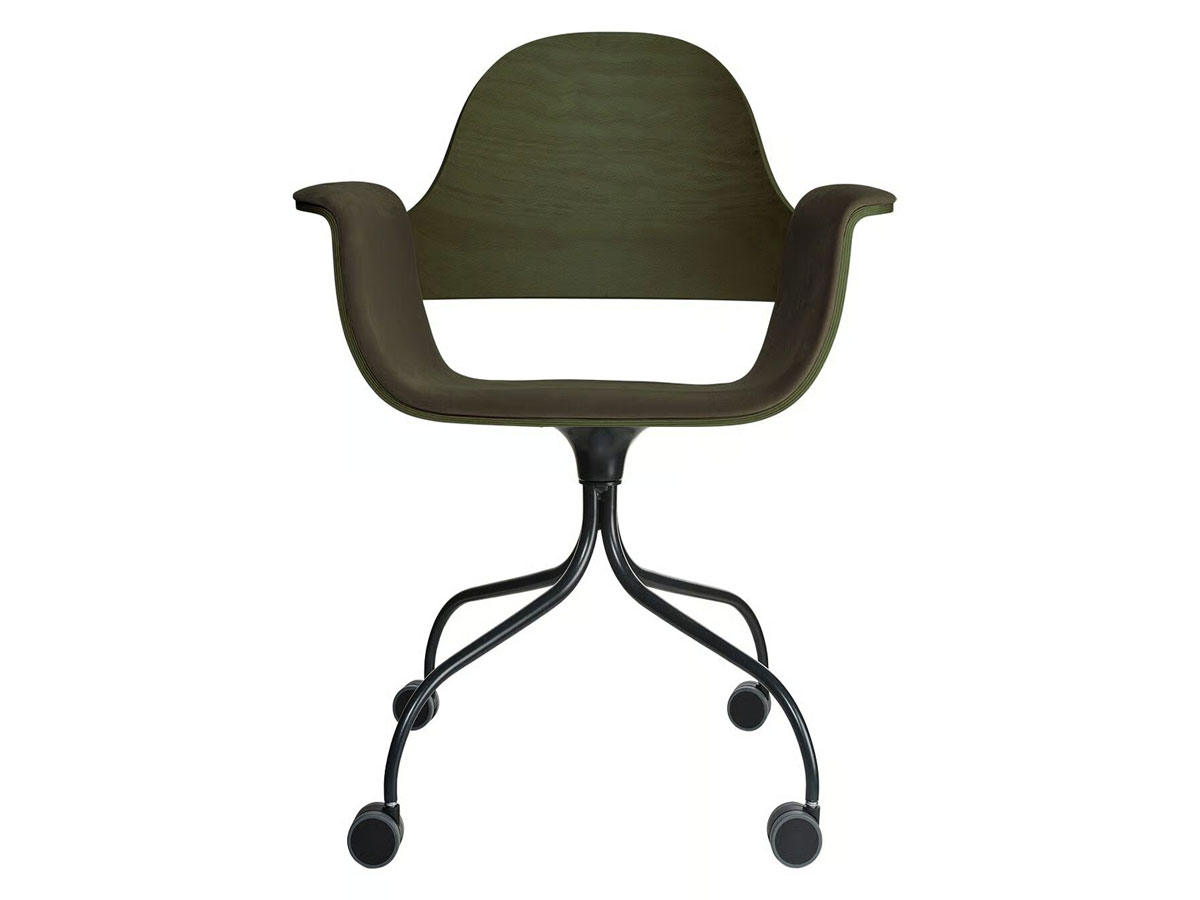 Barcelona Design Showtime Chair Swivel Base With Castors