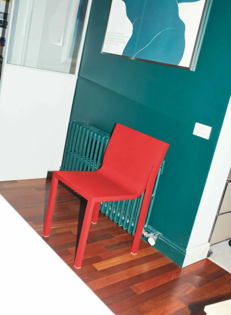 Barcelona Design Stedelijk Chair Colour