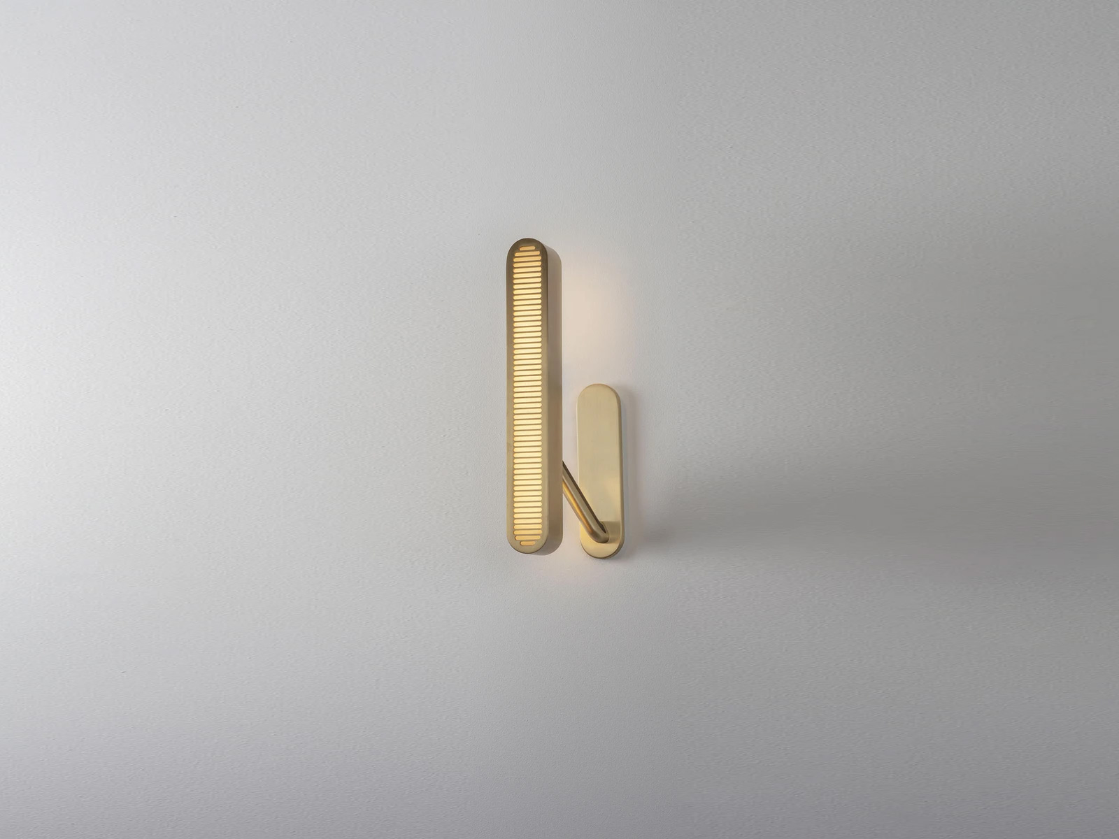 Bert Frank Colt Single Wall Lamp